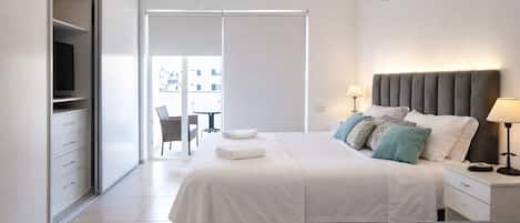 1 bedroom, internet, bed sheets
