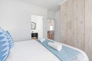 Wifi gratis y ropa de cama