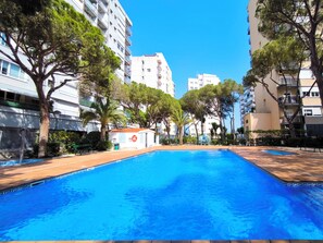 Pool - Studio apartment with pool in Blanes (Blanes)
