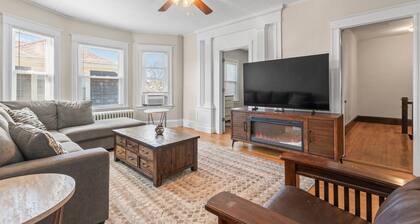Historic 4BR in Downtown | Near Bates College