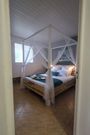 2 bedrooms, desk, iron/ironing board, free WiFi - Villa Écume Verte - 2 bedrooms, terraces, quiet & close to Sainte-Anne beaches (Sainte-Anne)