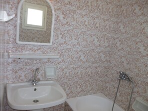 House, Smoking | 7 bedrooms - Vasilis Ios Place II (Ios)