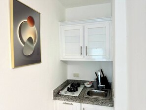 Private kitchen - Mini Home Central (Santiago de los Caballeros)