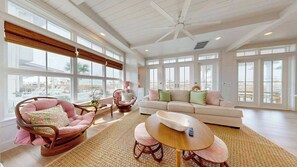 TV, fireplace - Palma Rose at Sunflower Beach Resort (Port Aransas)