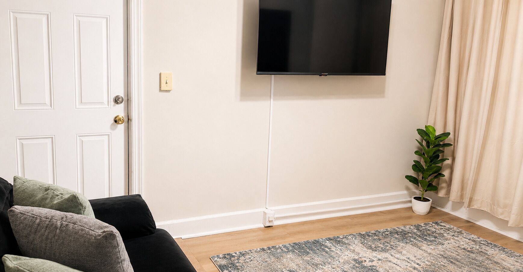 Cozy 2-bedroom Apartment In Beautiful Fan District - 里士滿