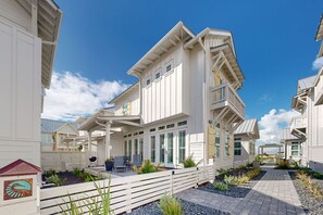 Exterior - Palms Place at Sunflower Beach Resort (Port Aransas)