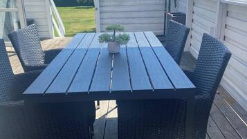 Shared Dormitory, 1 Bedroom, Patio | Outdoor dining