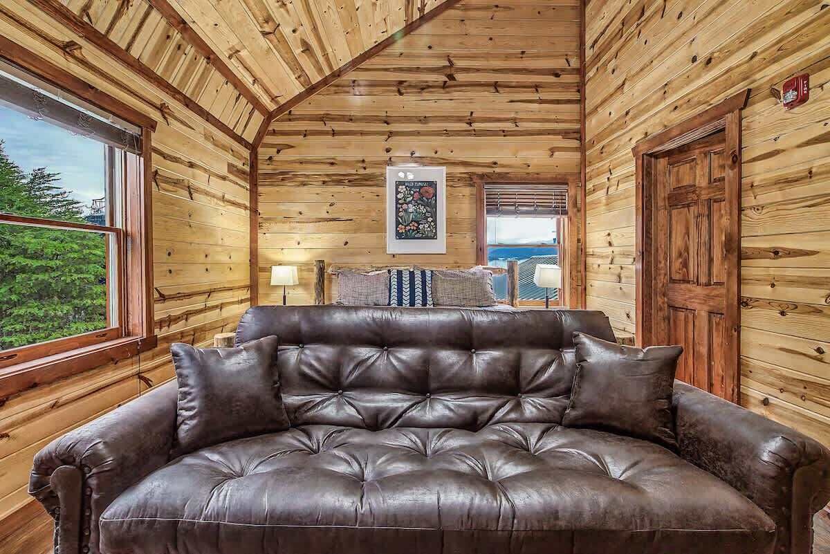Smart TV, fireplace, offices
