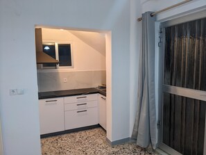 Interior - Apartment 'Kagias  1' with Sea View, Wi-Fi and Air Conditioning (Petalidi)