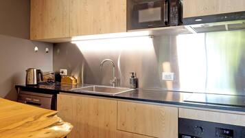 Appartamento familiare, balcone, vista piscina | Cucina privata