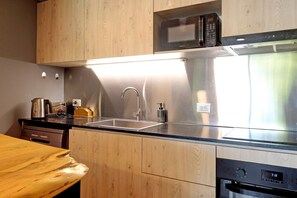 Apartment | Private kitchen - Oceana Suites Mansa Inn (Punta del Este)