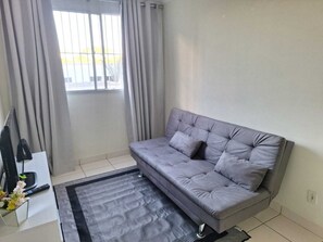 Living area - One-bedroom apartment in Campinas (Campinas)