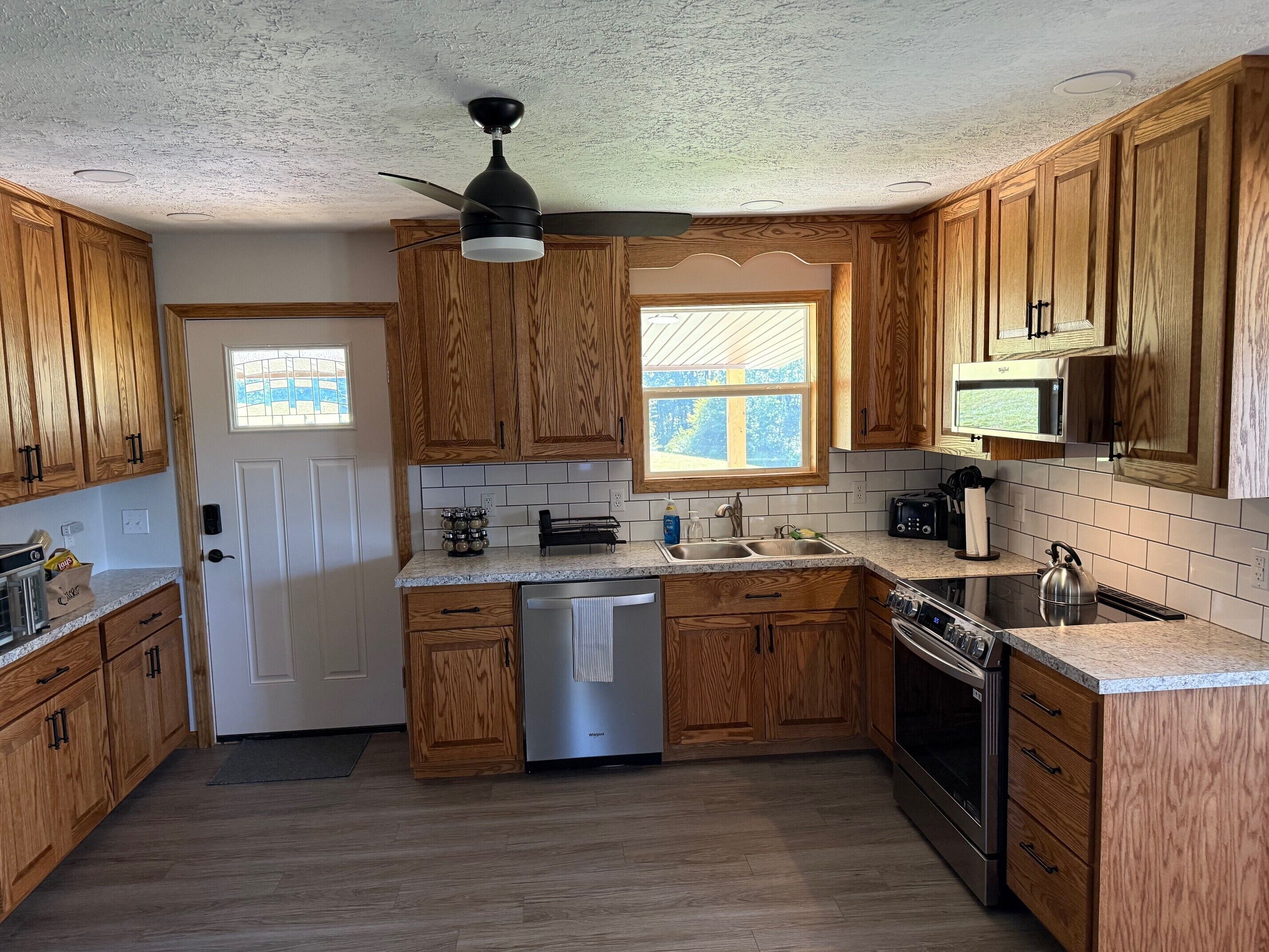 Microwave, oven, stovetop, dishwasher