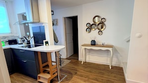 Unclassified image, 4 of 21, button - Cosy house with swimming pool, in the center of Bruz. (Bruz)