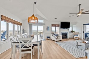 Dining - Walk to Beach | Sunset Views! Pool | Hot Tub| Duck (Duck)