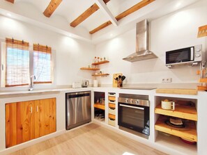 Private kitchen - House 4 Bedrooms Ebro Delta Park, Els Muntells (Els Muntells)