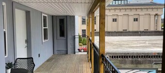 Downtown Spot for Both Long & Short Term Stays