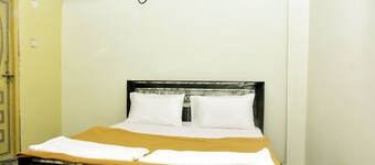 VUHA Accommodation A/C Room Stay