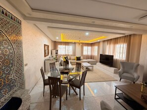 Living area - Furnished luxury apartment (Kénitra)