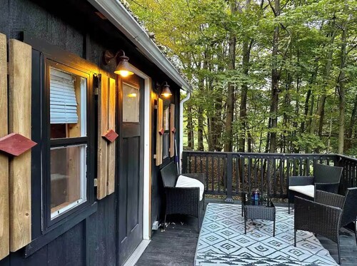 Little Bear Cabin! A serene retreat to get away!