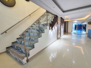 Interior - 10BR Welcome Party Villa II - Pool, Jacuzzi + Airport Nearby + Free Bonus (La Caleta)