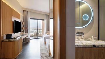 Premium bedding, minibar, in-room safe, desk