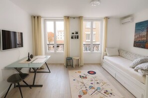 Interior - A true cocoon just a stone's throw from Paris (Clichy)