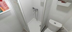 Bathroom - A true cocoon just a stone's throw from Paris (Clichy)