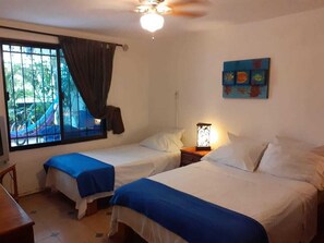 Iron/ironing board, Internet, bed sheets - House Comfy ,Clean &  Nice in Cancun, very Afordable (Cancún)