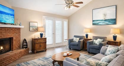 Perfect 4-bedroom house with AC in nice Mobile neighborhood