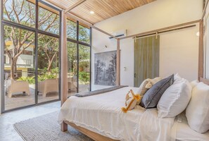 4 bedrooms, Internet, bed sheets - Private Pool Villa in Gated Community, Near Surf & Yoga - Sleeps 8 (Nosara)