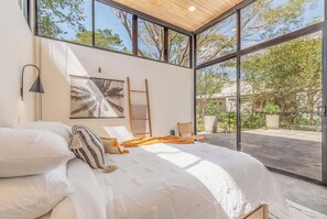 4 bedrooms, Internet, bed sheets - Private Pool Villa in Gated Community, Near Surf & Yoga - Sleeps 8 (Nosara)