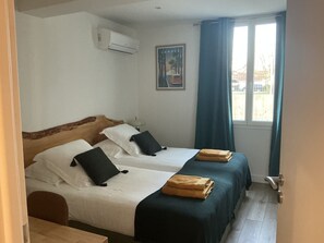 Room - FAMILY VACATION HOME 15 MINUTES FROM THE BEACH (Seignosse)