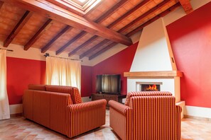 Luxury Apartment | Living area - La Corte dell'Anatr (Carpi)
