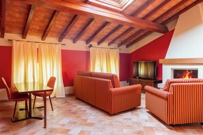 Luxury Apartment | Living area - La Corte dell'Anatra (Carpi)