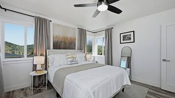 4 chambres, fer et planche à repasser, Wi-Fi gratuit, draps fournis