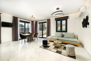 Smart TV, books, offices - Villa Eleganza, Villa (Corfu)