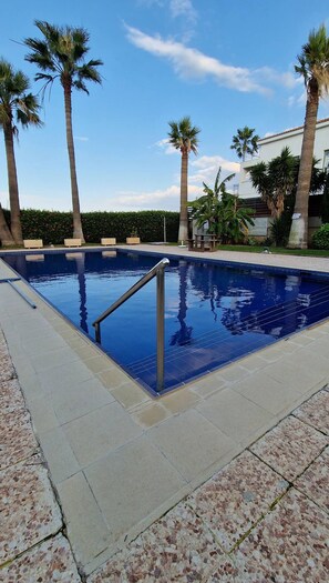Pool - Stunning Harbour-View Apartment with Pool & Generous Terrace in Latchi (Poli Chrysochous)