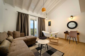 TV - Villa Luminosa, Villa (Corfu)
