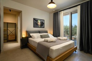 Desk, iron/ironing board, travel cot, free WiFi - Villa Incanto, Villa (Corfu)