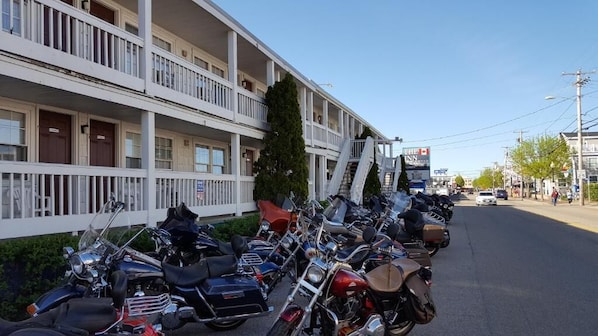 Property grounds - The Inn at SOHO Square (Old Orchard Beach)