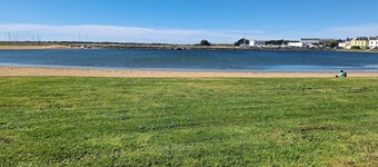 Apartment 500m from the sea and 2min from Etel!