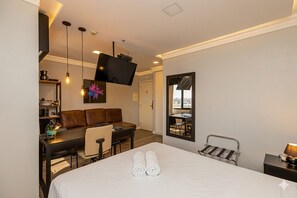 Room - Hotel Room - Campo Belo - CGH Airport (São Paulo)