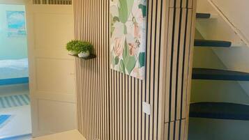 Phòng tập thể, 2 phòng ngủ, sân hiên | Nội thất