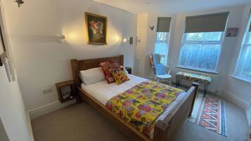 2 bedrooms, individually decorated, individually furnished, free WiFi