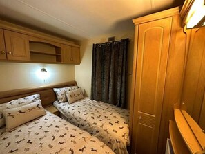 Room - Mablethorpe Lodge - Sleeps 6 - Dog Friendly (Mablethorpe)