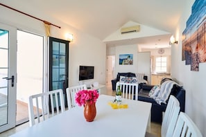 Villa Los Arcos - Dining Area  - Villa Los Arcos - Canarian Charm by Villas Now (Playa Blanca)