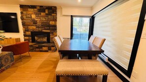 Dining - Spacious and Quiet home in Delta (Delta)