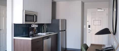 Fridge, microwave, dishwasher, toaster