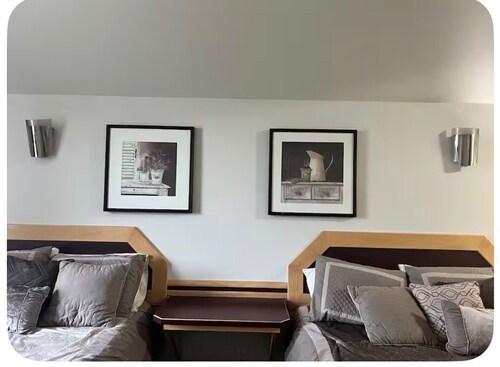 Beautiful corporate apartment with AC in vibrant Wynyard
sleep upto 6 people